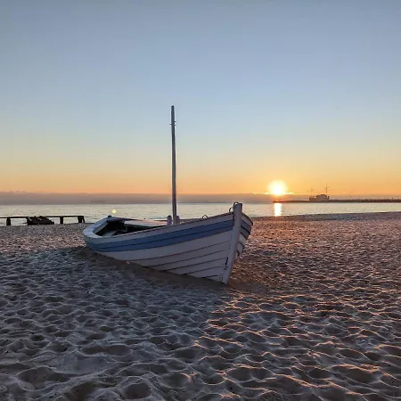 Błękitny Wieloryb Przy Plaży, Molo, Idealny Dla Podróżników * Sopot