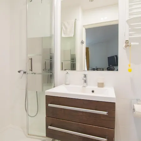 Blekitny Wieloryb Przy Plazy, Molo, Idealny Dla Podroznikow Apartman