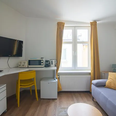 Apartman Blekitny Wieloryb Przy Plazy, Molo, Idealny Dla Podroznikow